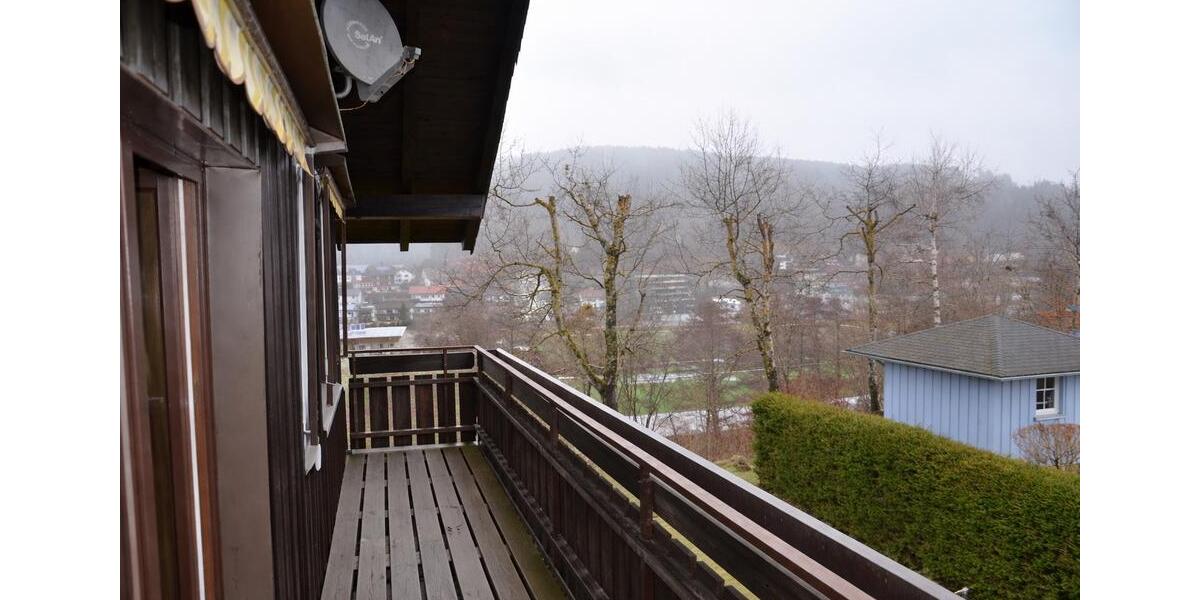 Einfamilienhaus Titisee-Neustadt Neustadt - 5 Zimmer, 160 m&sup2;, 400.000&euro; | Angebot:26239397