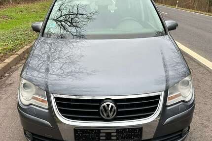 VW Touran 296.000 km 4.499 &euro; Wittlich 54516