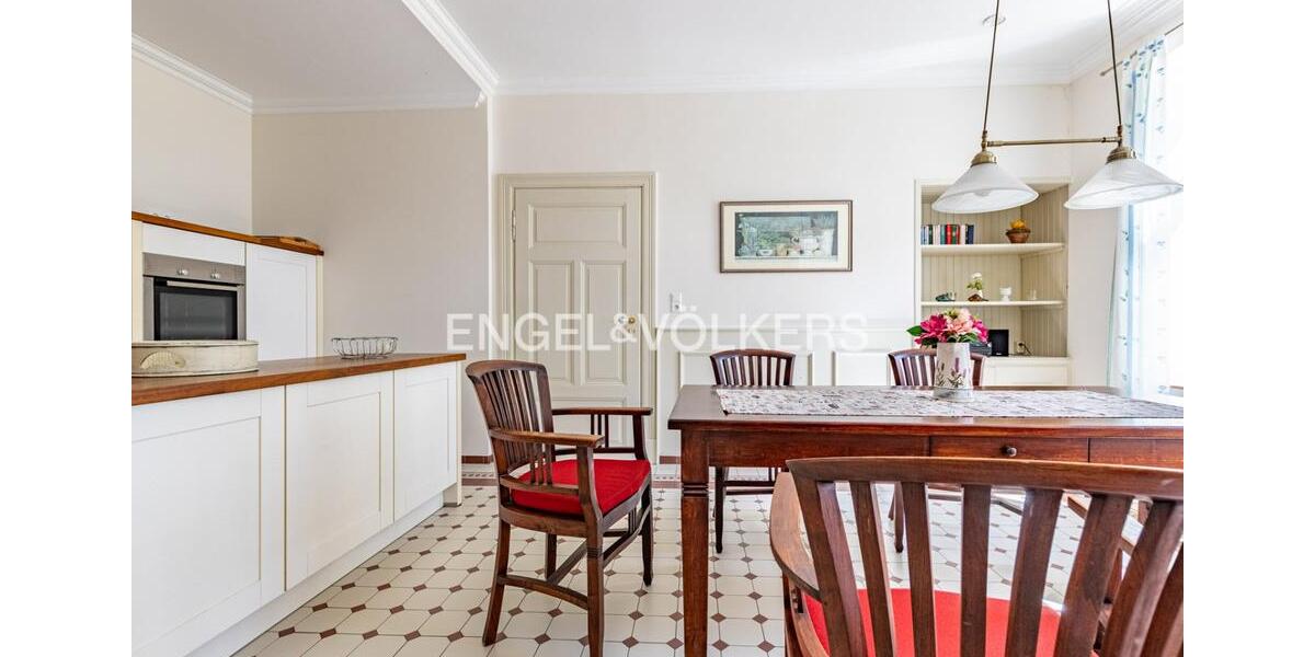 Einfamilienhaus Dornum - 6 Zimmer, 253 m&sup2;, 2.530&euro; | Angebot:22152271