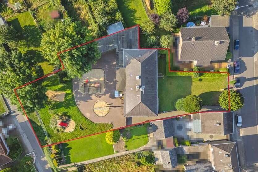 Haus zum Kaufen in Titz Jackerath 450.000 € 446 m²