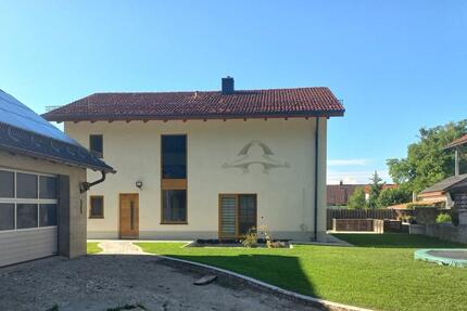 Haus Töging am Inn - 6 Zimmer, 140 m&sup2;, 690.000&euro; | Angebot:25614690