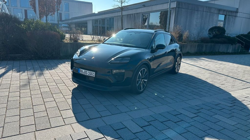Porsche Macan 5.900 km 79.900 &euro; Wendelstein 90530