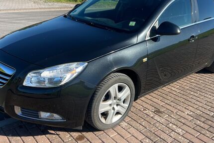 Opel Insignia 161.000 km 2.999 &euro; Hohenstein ot Mackenrode 99755