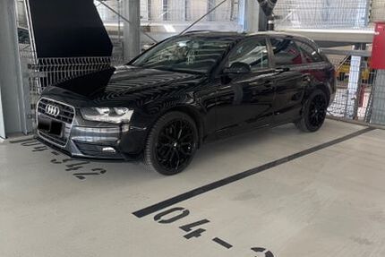 Audi A4 220.000 km 12.580 &euro; Seeshaupt 82402