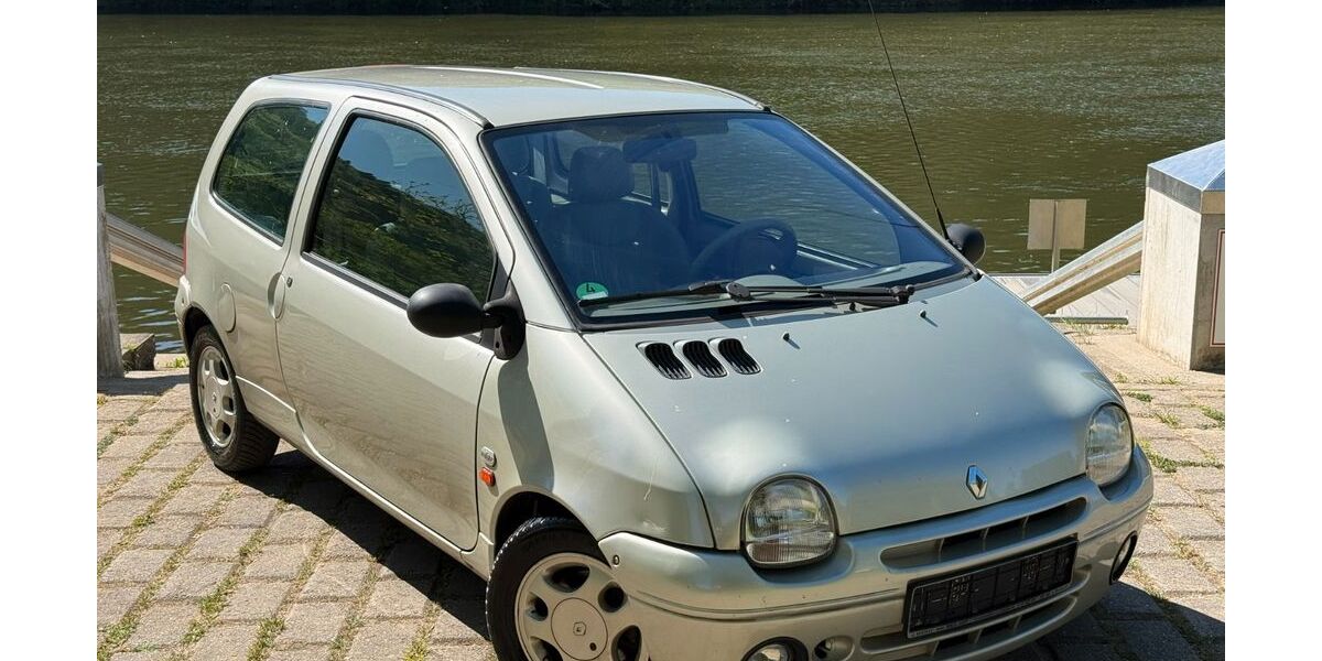 Renault Twingo 152.000 km 1.990 &euro; Mosbach 74821