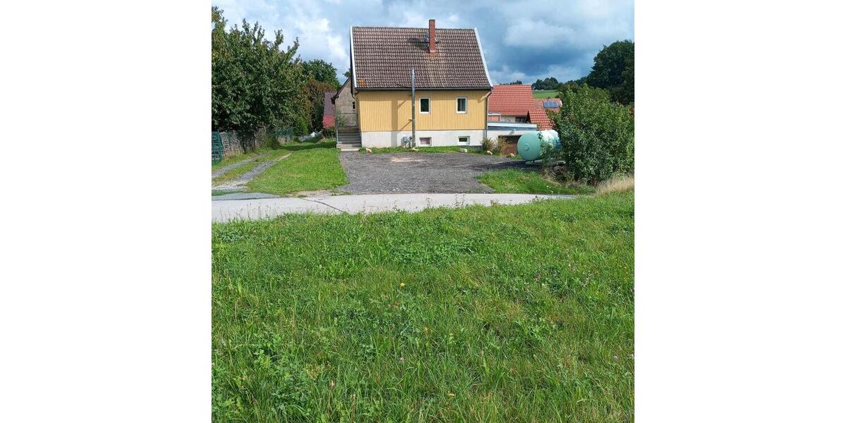 Einfamilienhaus 92 Quadratmeter Wohnfläche und großer Keller 4 zimmer