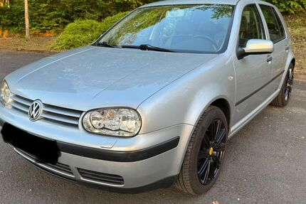 VW Golf 118.000 km 2.500 &euro; Siegen 57078