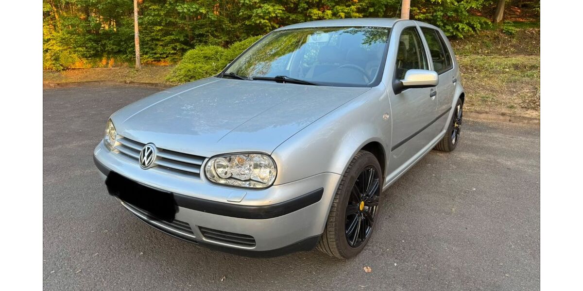 VW Golf 118.000 km 2.500 &euro; Siegen 57078