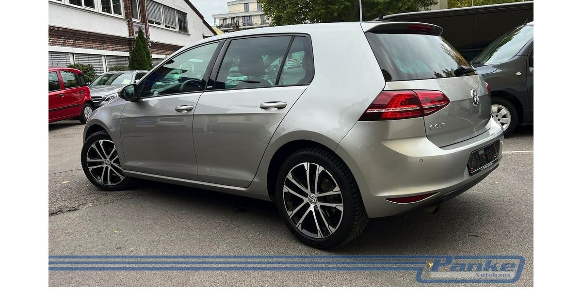 VW Golf VII Allstar BMT*PDC*Xenon*SHZ*Tempo* 94.457 km 11.990 &euro; Berlin 13187