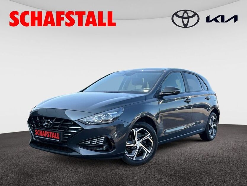 i30