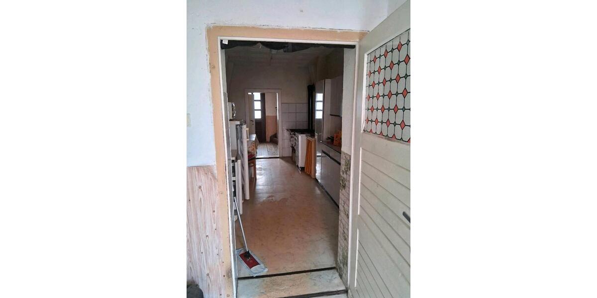 Einfamilienhaus Genthin - 6 Zimmer, 100 m&sup2;, 65.000&euro; | Angebot:26906075