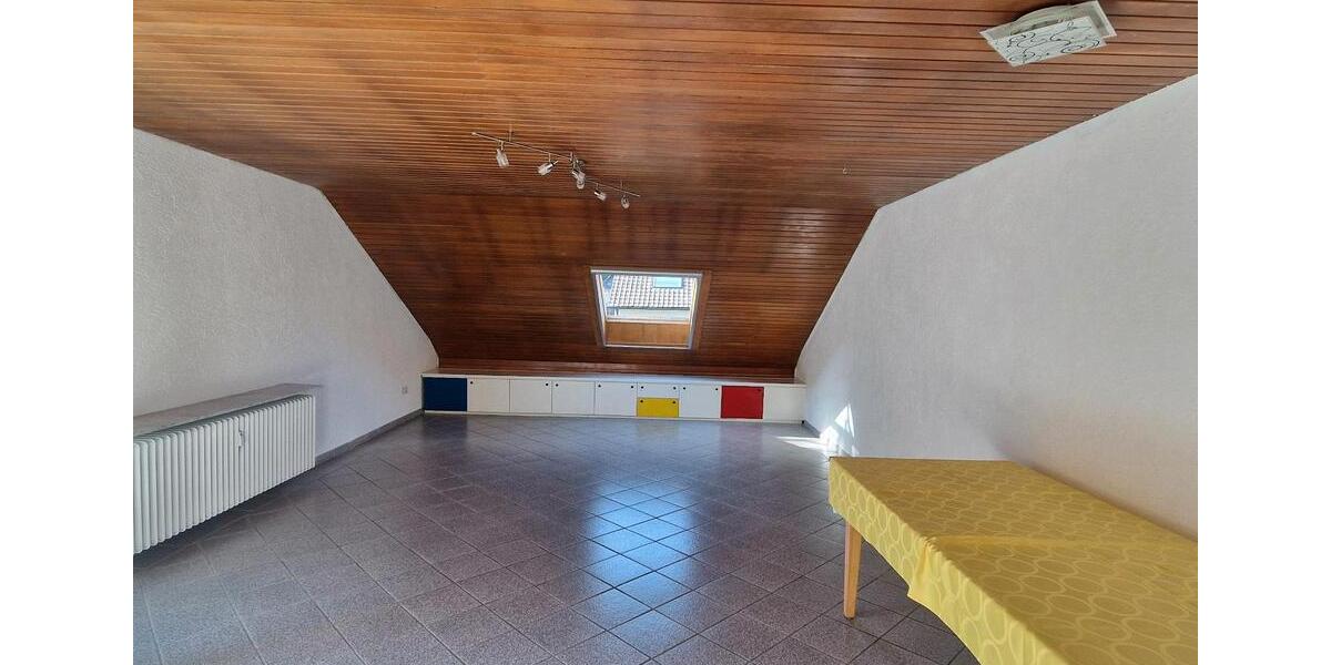 Dachgeschoßwohnung Bad Dürkheim - 2 Zimmer, 61 m&sup2;, 800&euro; | Angebot:26395677