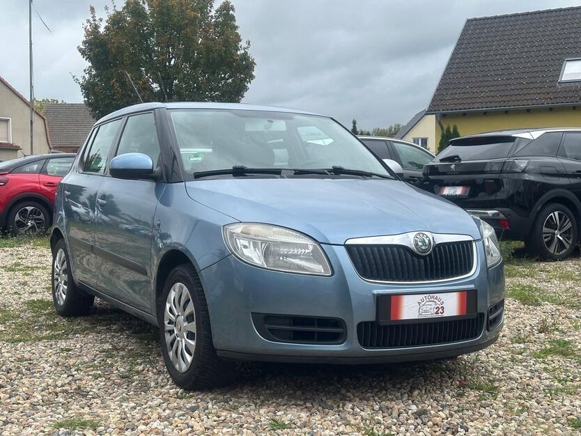Skoda Fabia 182.000 km 2.999 € Trebbin 14959
