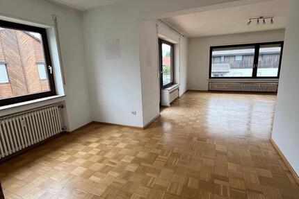 Modernisierte Wohnung mit 4,5 Zimmern in 76694 Forst 4 zimmer