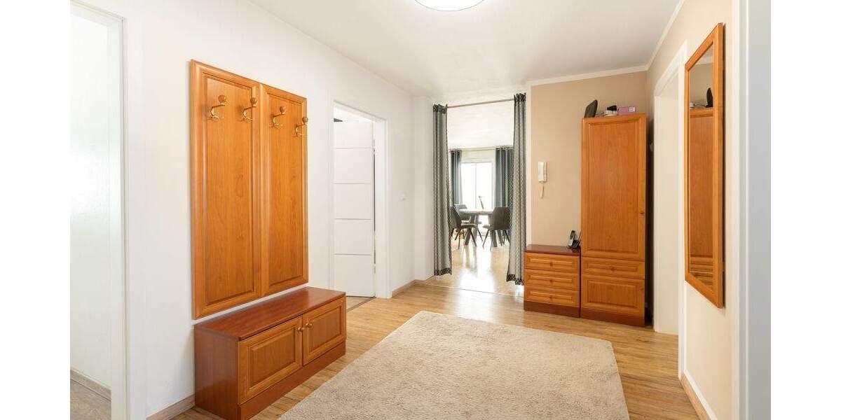 Etagenwohnung Mühlhausen - 4 Zimmer, 112 m&sup2;, 275.000&euro; | Angebot:25661906