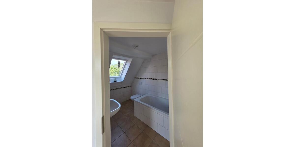 Dachgeschosswohnung in der Nähe von Zarrentin 2 zimmer