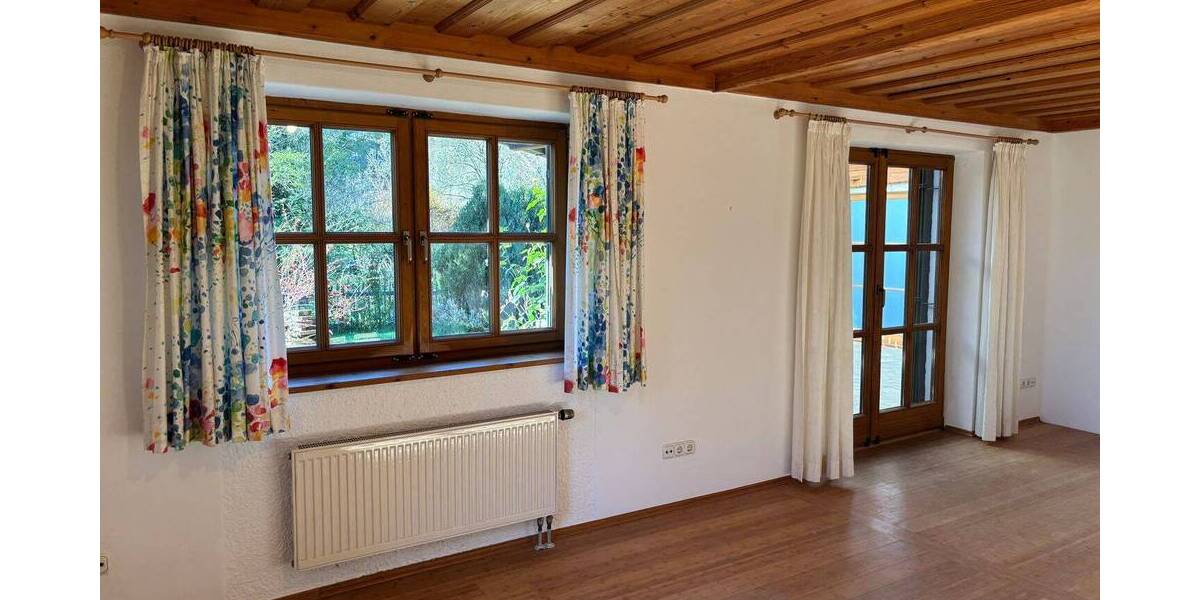 Einfamilienhaus Edling Hart - 6 Zimmer, 200 m&sup2;, 2.200&euro; | Angebot:26853020