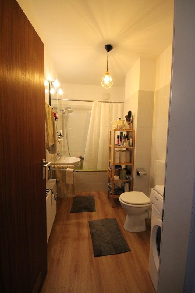 Geschmackvolle 2-Raumwohnung, gehobene Innenausstattung, EBK zimmer