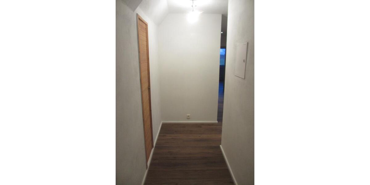 Dachgeschoßwohnung Aschersleben - 3 Zimmer, 70 m&sup2;, 40.000&euro; | Angebot:26516777