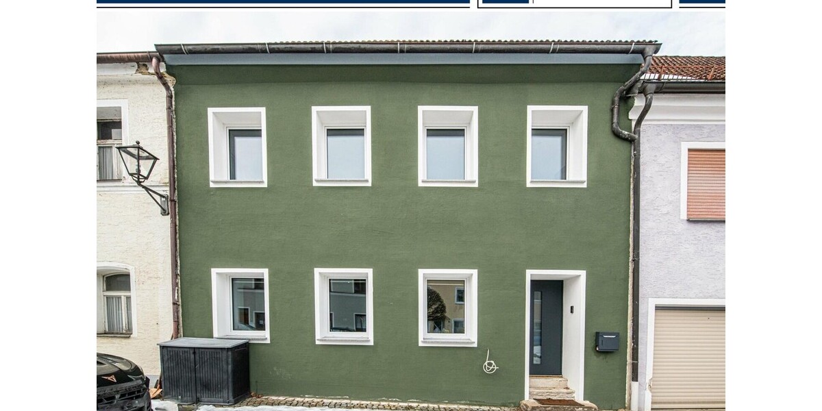 Modernisiertes Reihenmittelhaus mit Gartenidylle und großzügigem Wohnambiente - Reihenmittelhaus Rötz | Angebot:24749413