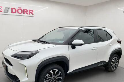 Toyota Yaris Cross 9.000 km 28.390 € Kleinheubach 63924