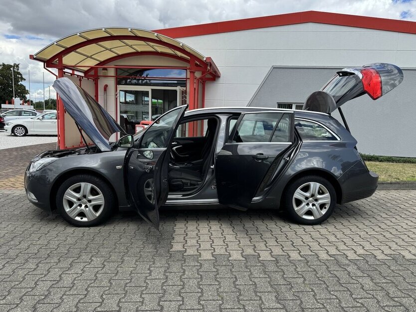 Insignia 1.8 Sportstourer/AHK/NAVI/SHZ/TEMPO/