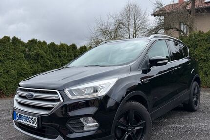 Ford Kuga 108.000 km 10.490 &euro; Waltershausen 99880