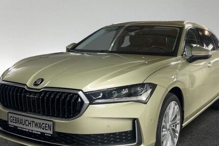 Skoda Superb 3.500 km 37.960 € München 80807