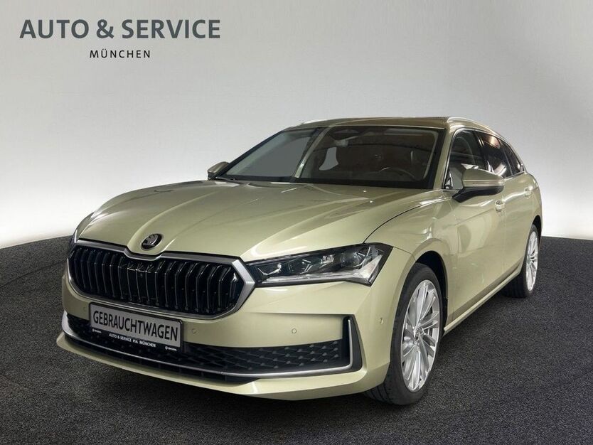 Skoda Superb 3.500 km 37.960 € München 80807