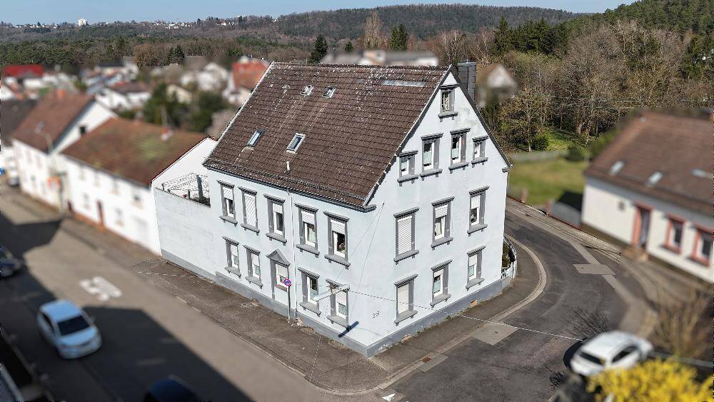 Mehrfamilienhaus, Wohnhaus Lemberg - 9 Zimmer, 320 m&sup2;, 259.000&euro; | Angebot:26346382