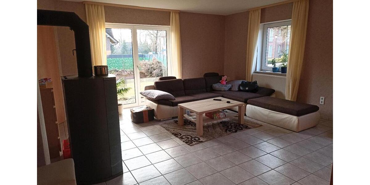 Einfamilienhaus Lindern (Oldenburg) - 8 Zimmer, 260 m&sup2;, 429.000&euro; | Angebot:26786463