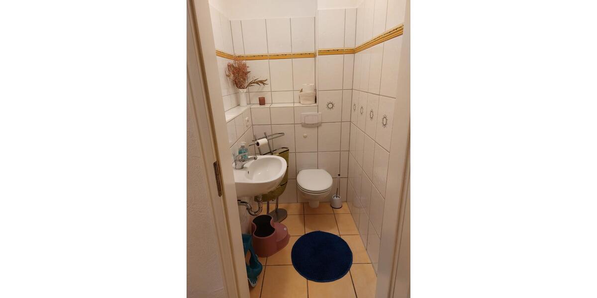 Erdgeschoßwohnung Broderstorf - 5 Zimmer, 184 m&sup2;, 1.950&euro; | Angebot:25310888