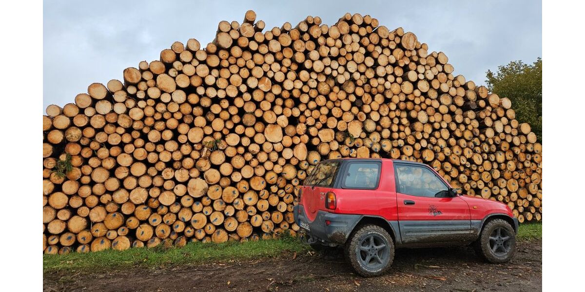 Toyota RAV 4 221.666 km 5.000 &euro; Schiltberg 86576