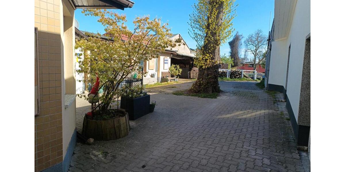 Etagenwohnung Güstrow - 3 Zimmer, 74 m&sup2;, 575&euro; | Angebot:26383757