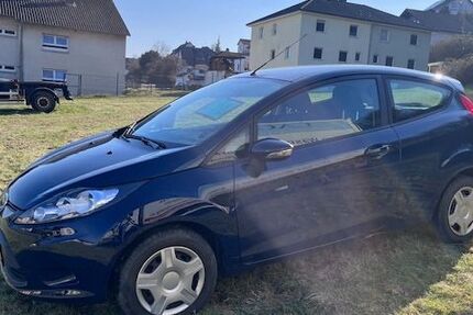Ford Fiesta 78.500 km 2.900 &euro; Dautphetal - Wolfgruben 35232