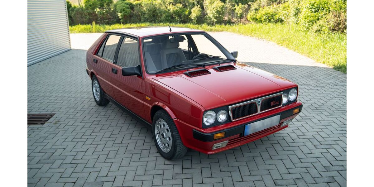 Lancia Delta 78.700 km 27.900 &euro; Oberursel 61440