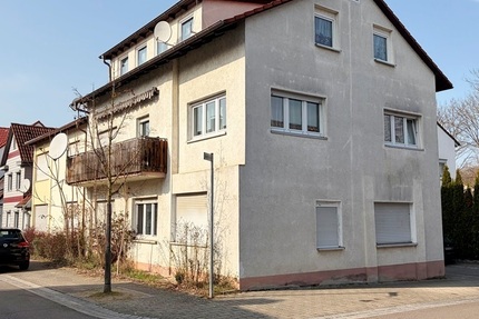 Vielseitiges 3-Familienhaus in Uhingen mit Entwicklungspotenzial - Haus Uhingen Uhingen | Angebot:25047053