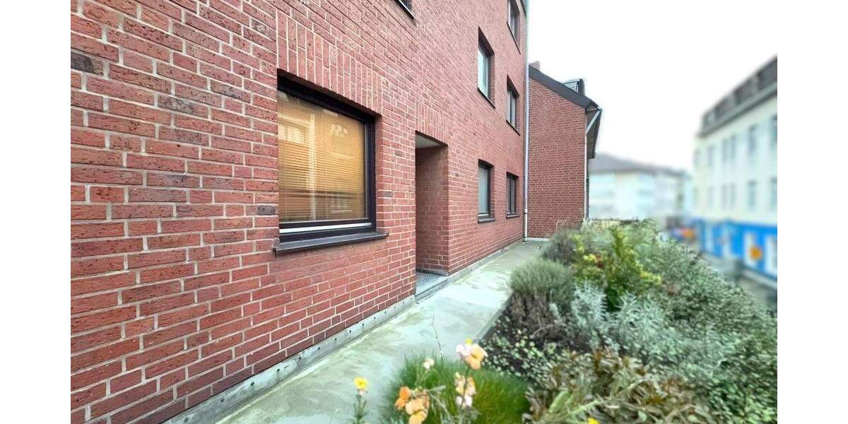 Terrassenwohnung Krefeld Cracau - 3 Zimmer, 101 m&sup2;, 219.000&euro; | Angebot:25654231