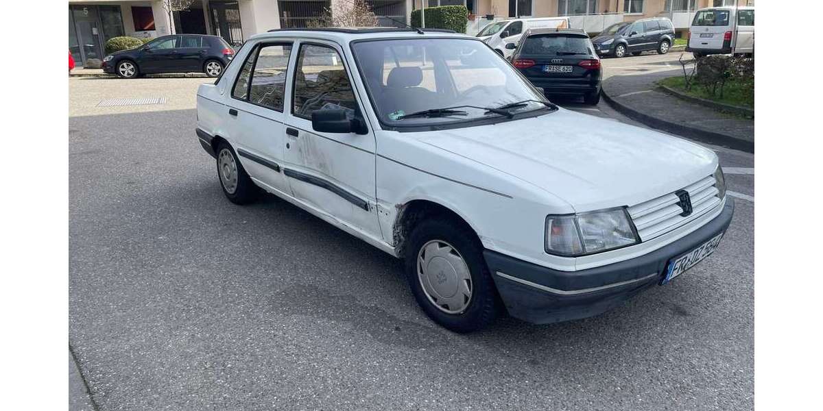 Peugeot 309 84.500 km 3.900 &euro; Freiburg im Breisgau 79098