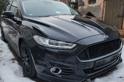Ford Mondeo 208.000 km 9.900 &euro; Beutersitz 04924