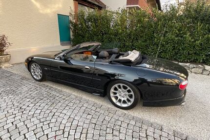 Jaguar XK8 86.800 km 25.000 &euro; Kronberg 61476