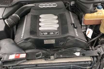 Audi A8 150.100 km 7.000 € Schorndorf 73614