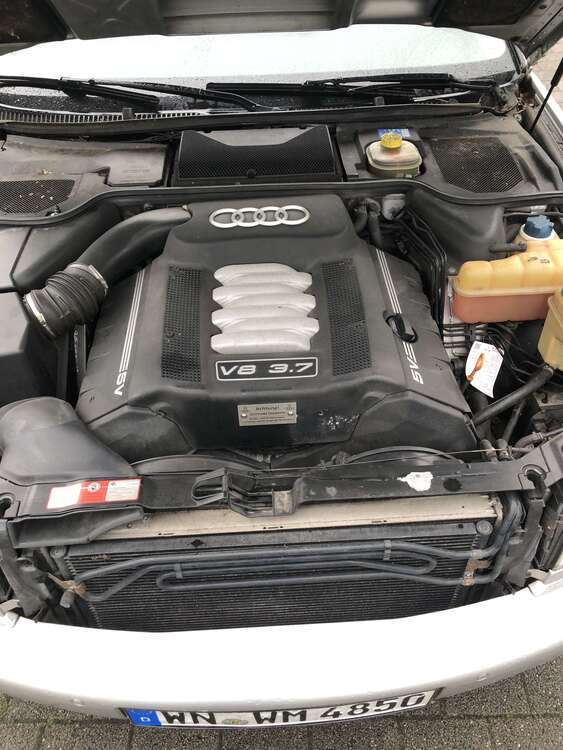 Audi A8 150.100 km 7.000 € Schorndorf 73614