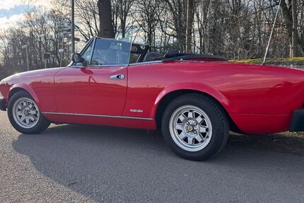 Fiat 124 Spider 71.900 km 20.999 &euro; Bielefeld 33613
