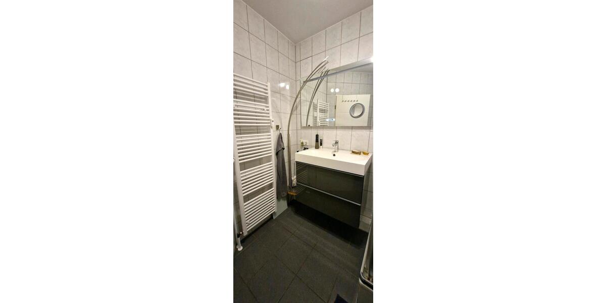 Etagenwohnung Solingen - 2 Zimmer, 60 m&sup2;, 810&euro; | Angebot:26678029