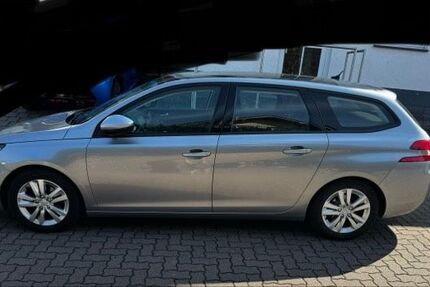 Peugeot 308 169.989 km 5.999 &euro; Mendig 56743