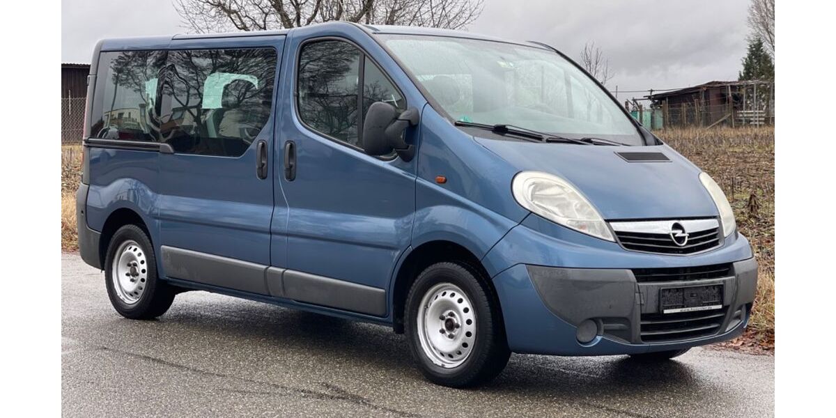 Opel Vivaro 247.000 km 5.900 &euro; Fellbach 70736