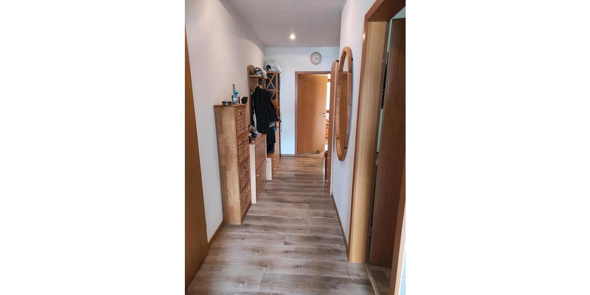Etagenwohnung Fuldatal - 3 Zimmer, 90 m&sup2;, 250.000&euro; | Angebot:26129962
