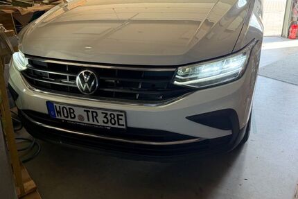 VW Tiguan 73.200 km 20.888 &euro; Lehre 38165