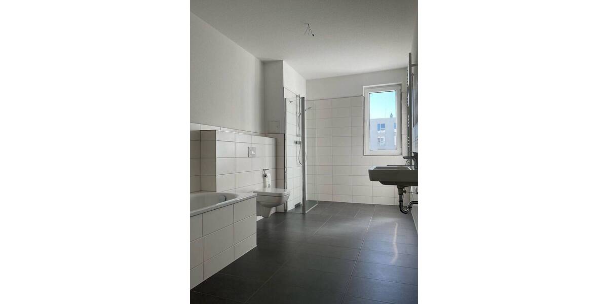 Etagenwohnung Zöllnitz - 4 Zimmer, 113 m&sup2;, 1.339&euro; | Angebot:26742018